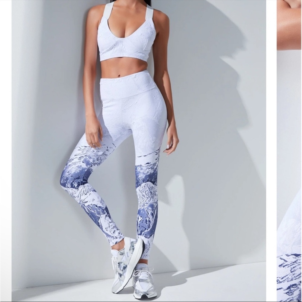 Noli Aspen Legging size XS NWT